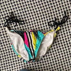 Women’s bikini bottom